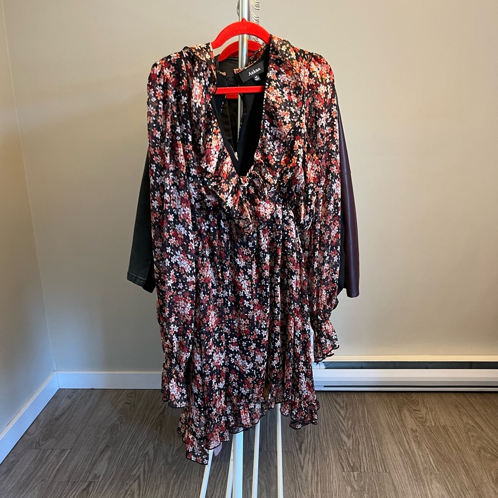 aakaa mini dress (rich toned florals, size M)
